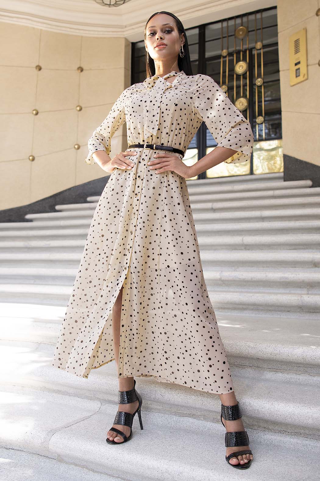 Vestido Largo Con Estampado De Puntos