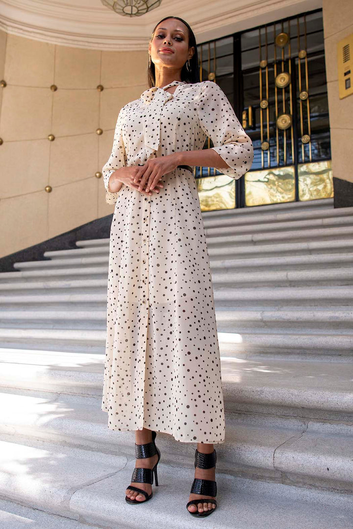 Vestido Largo Con Estampado De Puntos
