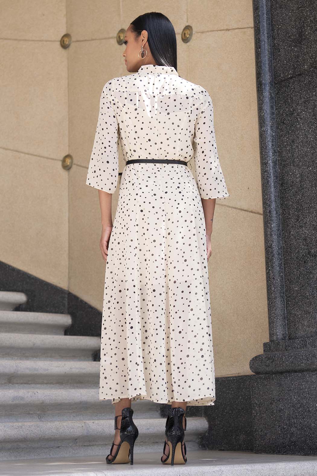 Vestido Largo Con Estampado De Puntos