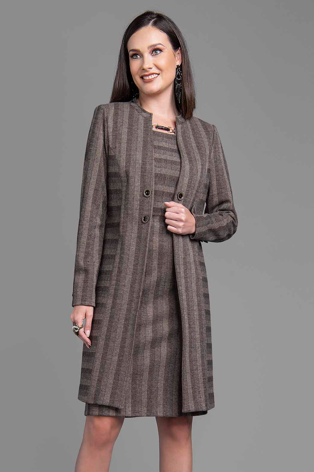Conjunto De Vestido Con Saco Largo