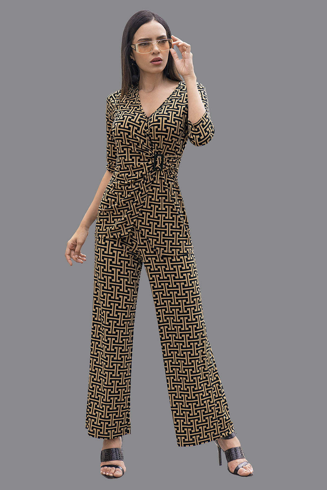 Conjunto De Pantalon Con Blusa Cruzada
