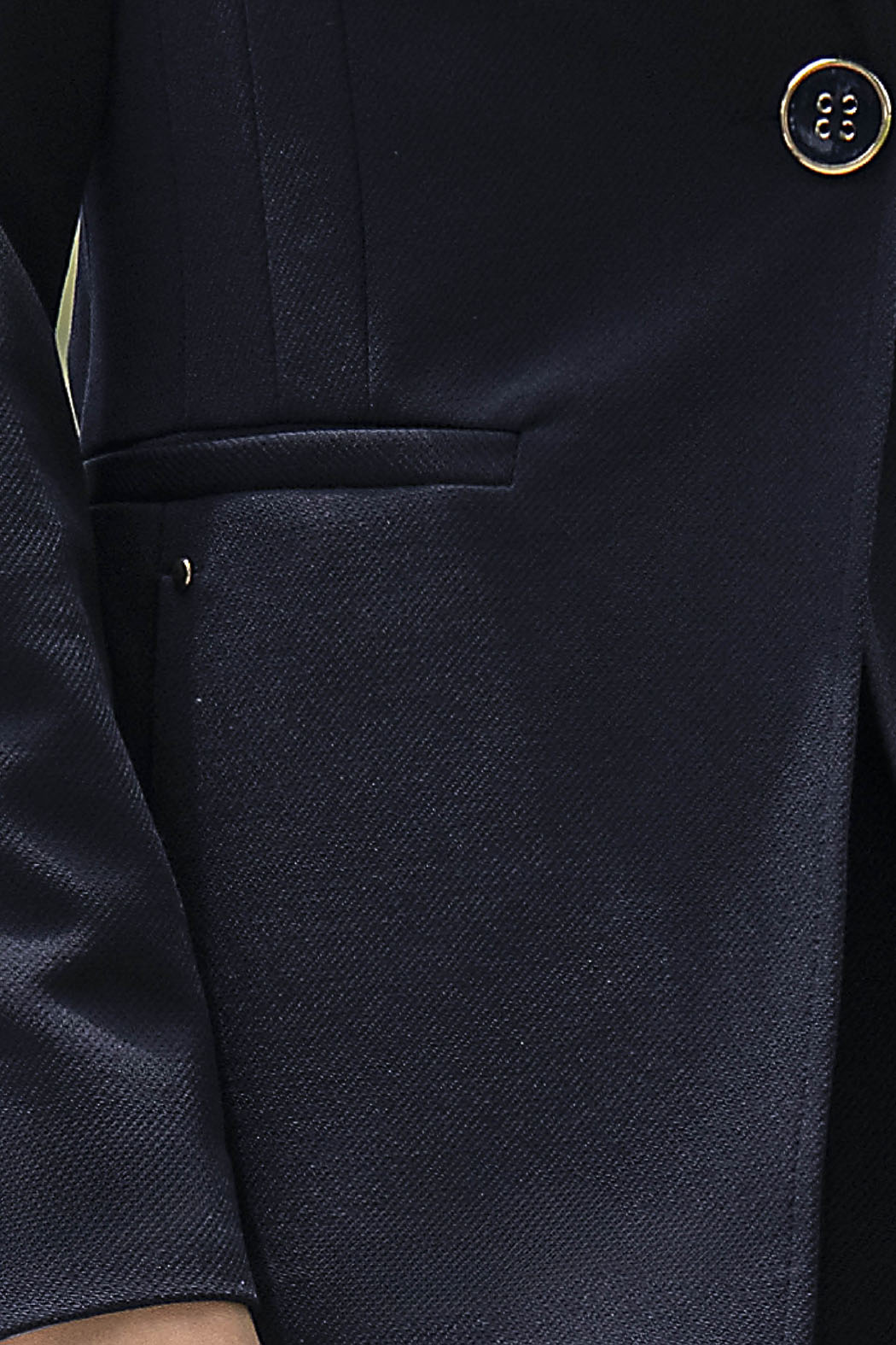 Conjunto De Pantalon Con Saco Y Boton Al Frente
