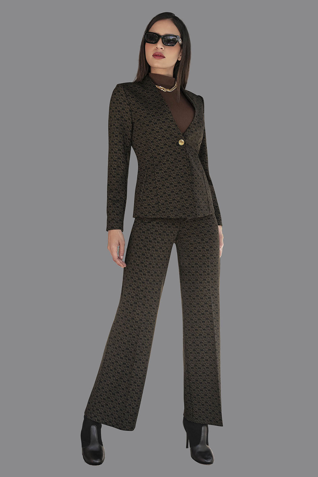 Conjunto De Pantalon Con Saco Estampado