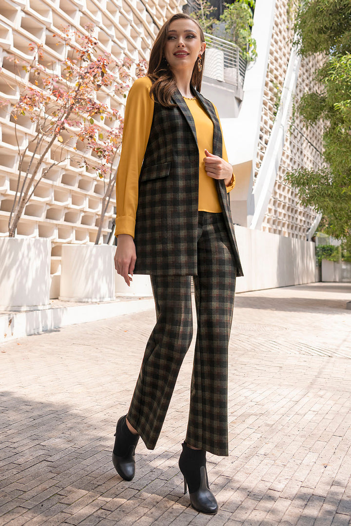 Conjunto De Pantalon Con Chaleco Y Blusa