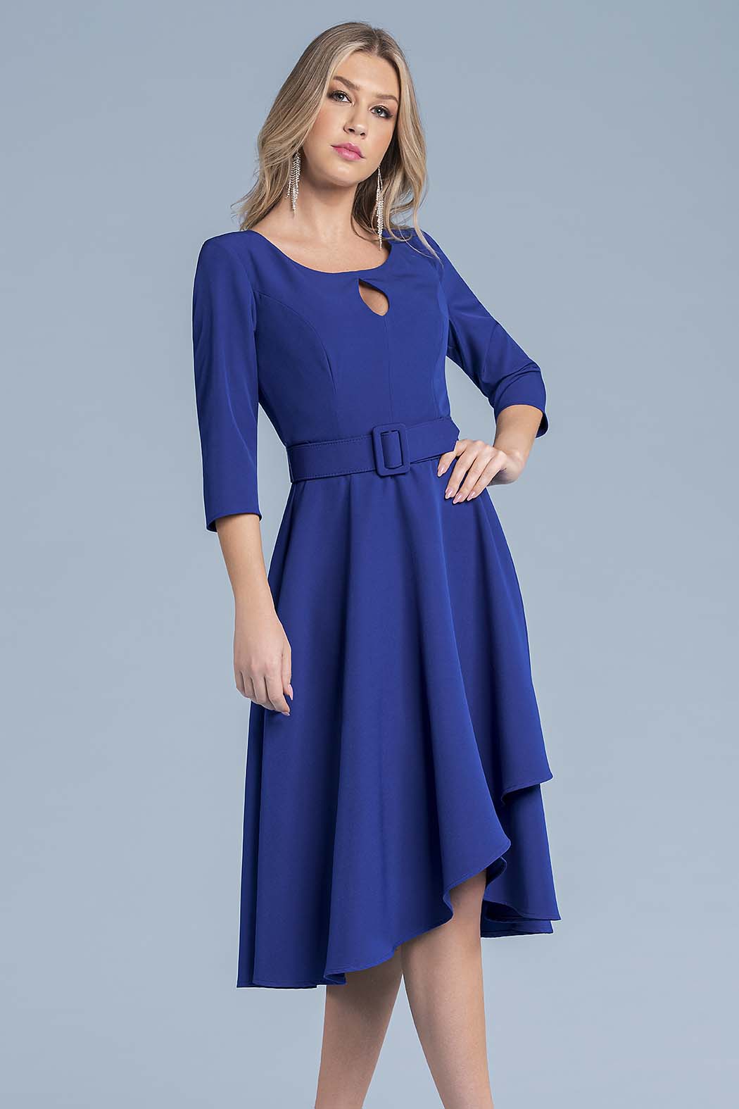 Vestido De Vuelo Con Cinturon