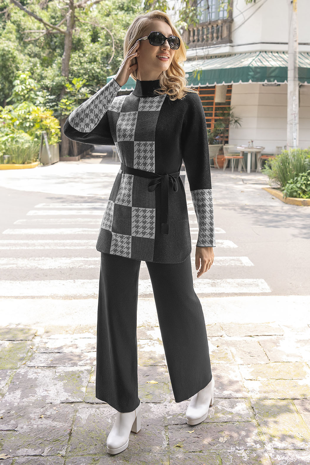Conjunto De Pantalon Con Sueter Estampado Pata De Gallo
