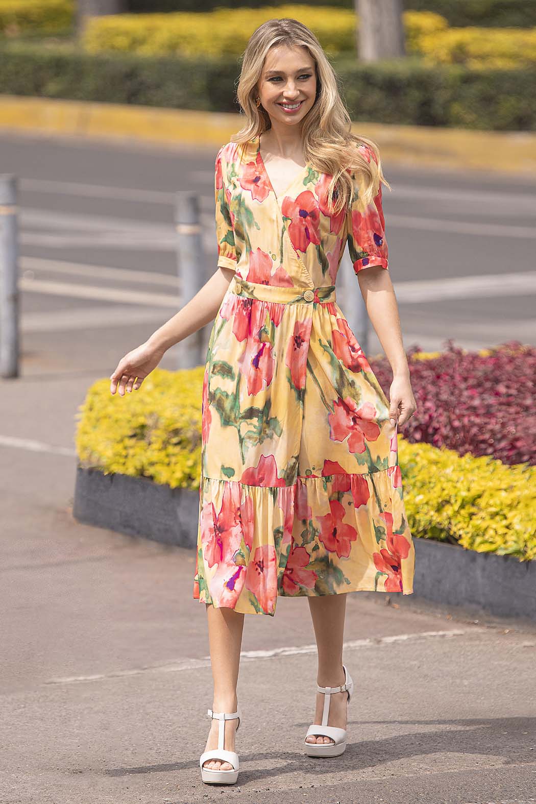 Vestido Con Estampado De Flores