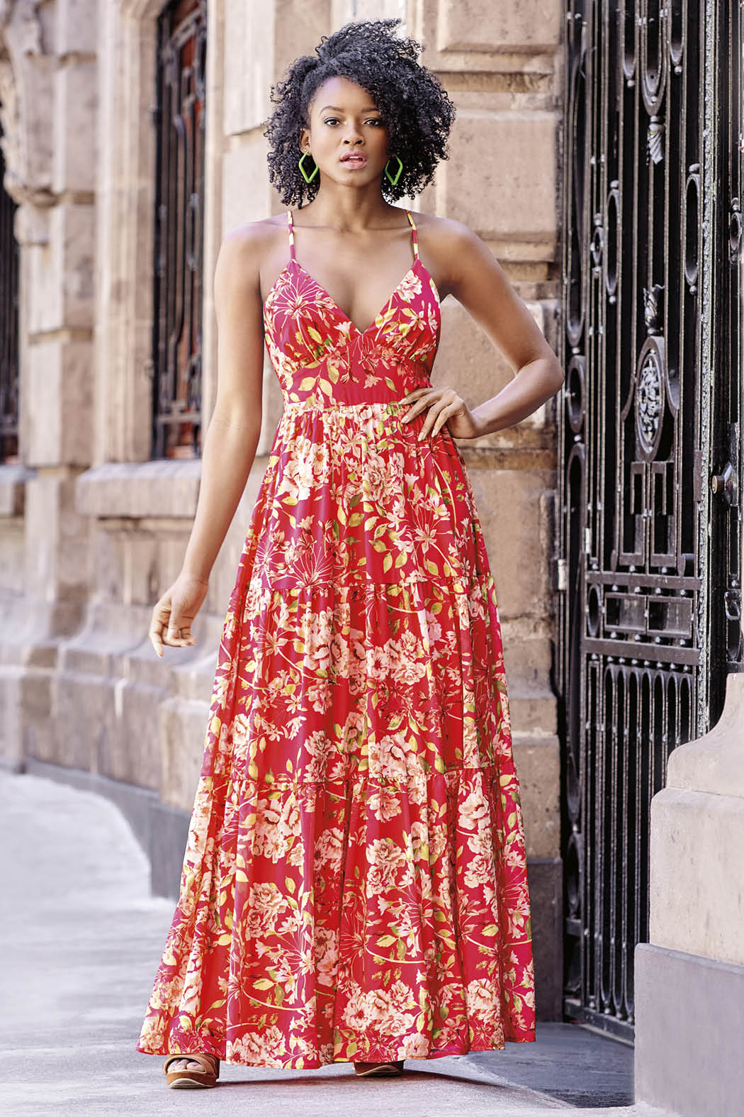Vestido Largo Con Estampado De Flores – CHERRY Online