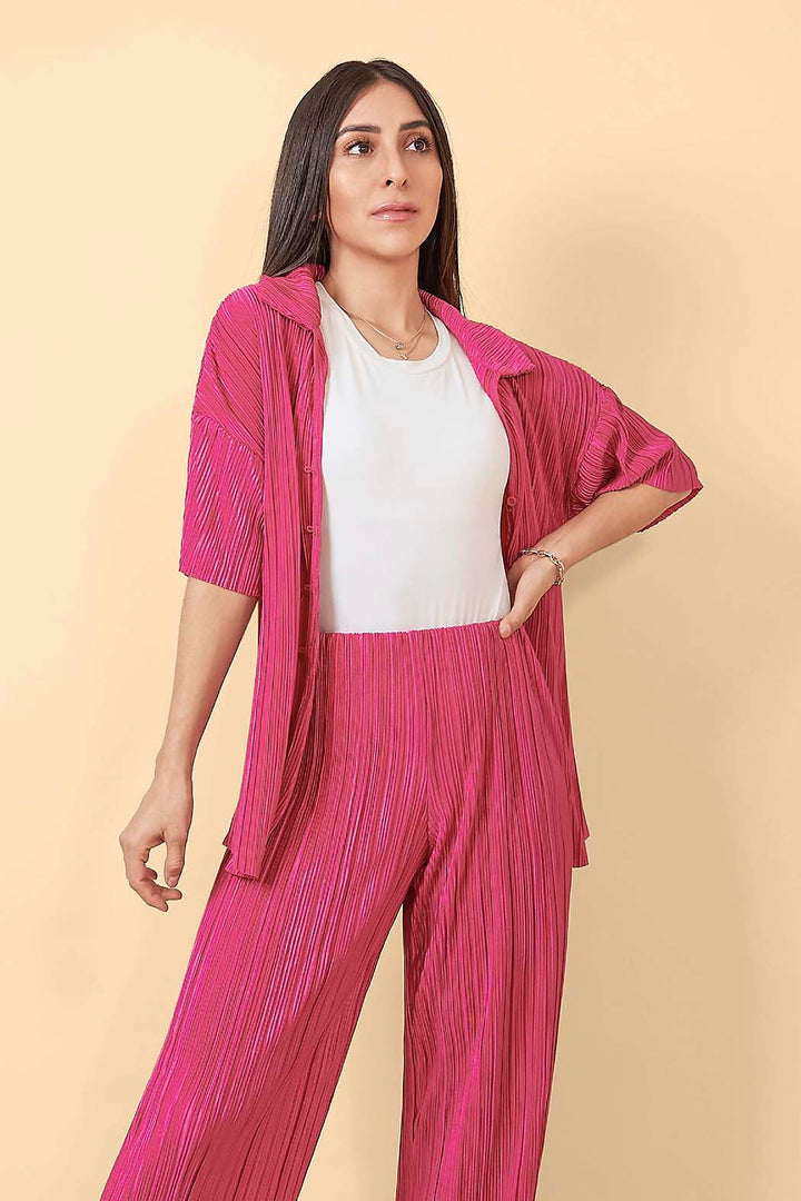 Blusa Lisa Con Manga Corta