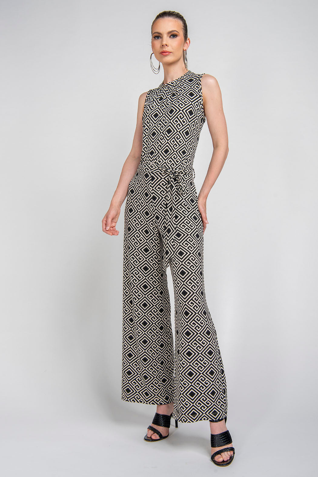 Jumpsuit Estampado Con Amarre En Cintura