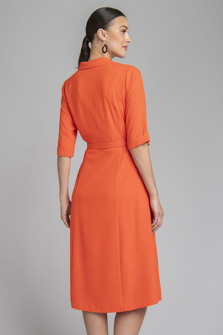 Vestido Liso Largo De Manga 3/4 Botones Al Frente Cinturon Y Abertura En Costados