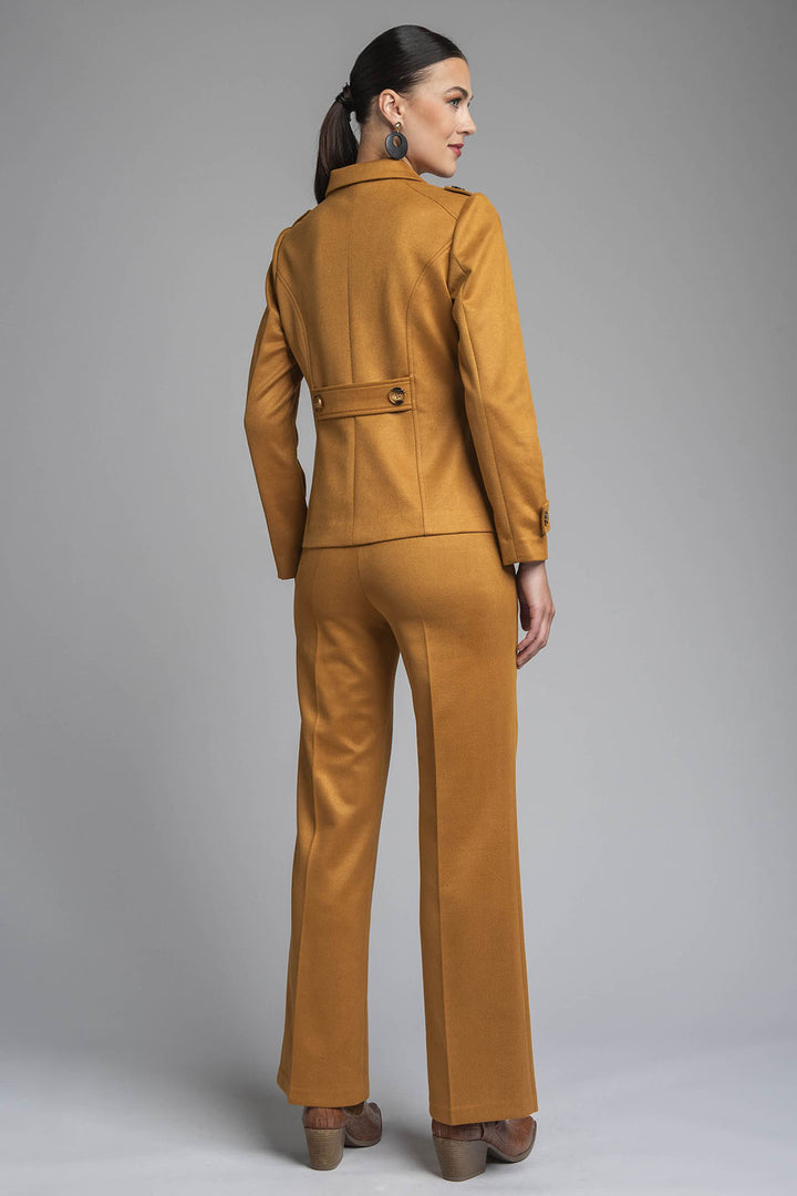Conjunto De Pantalon Liso Con Saco Corto