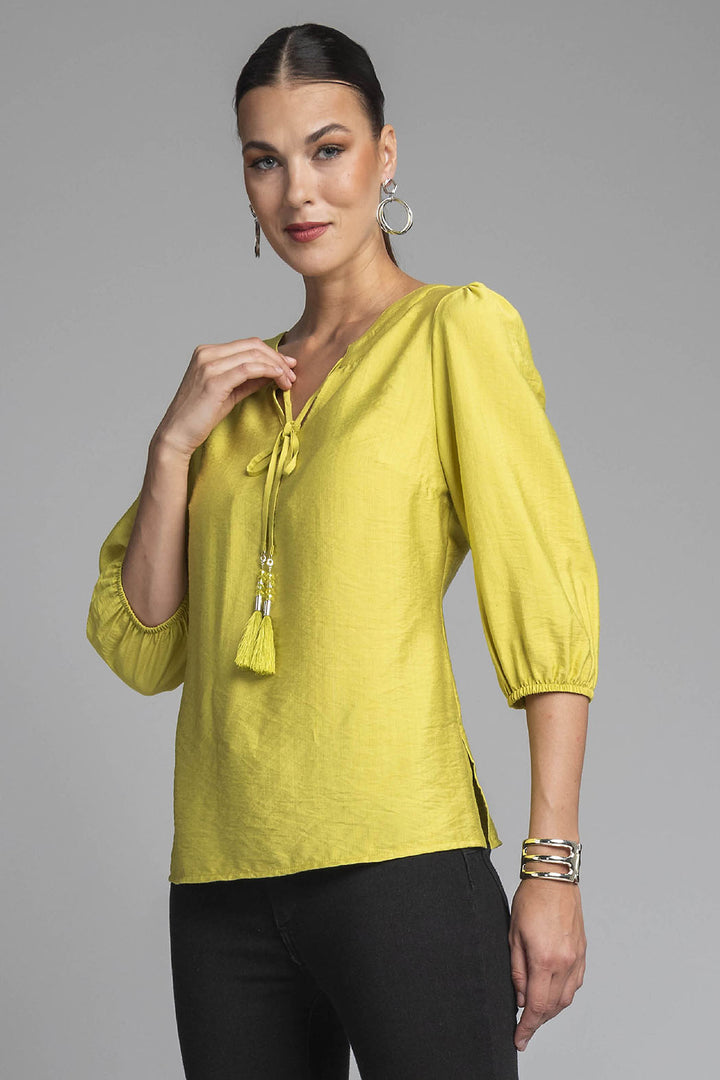 Blusa Manga 3/4 Con Amarre En Cuello
