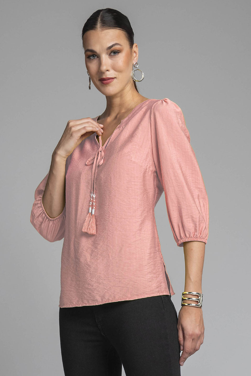 Blusa Manga 3/4 Con Amarre En Cuello