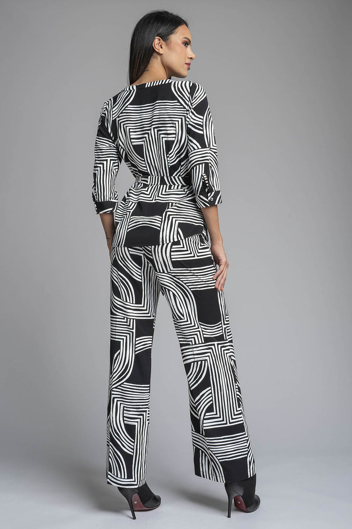 Conjunto De Pantalon Con Blusa Estampado
