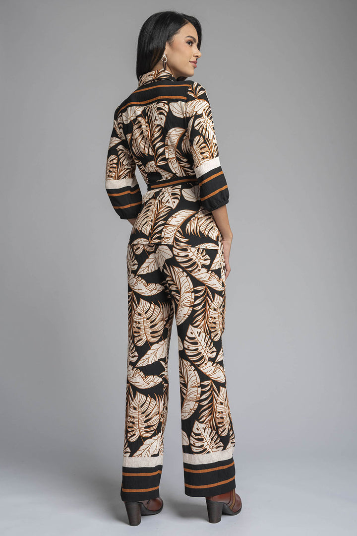 Conjunto De Pantalon Con Blusa Camisera Estampado
