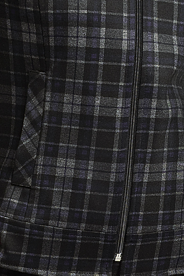 Conjunto De Pantalon Con Chamarra De Cuadros