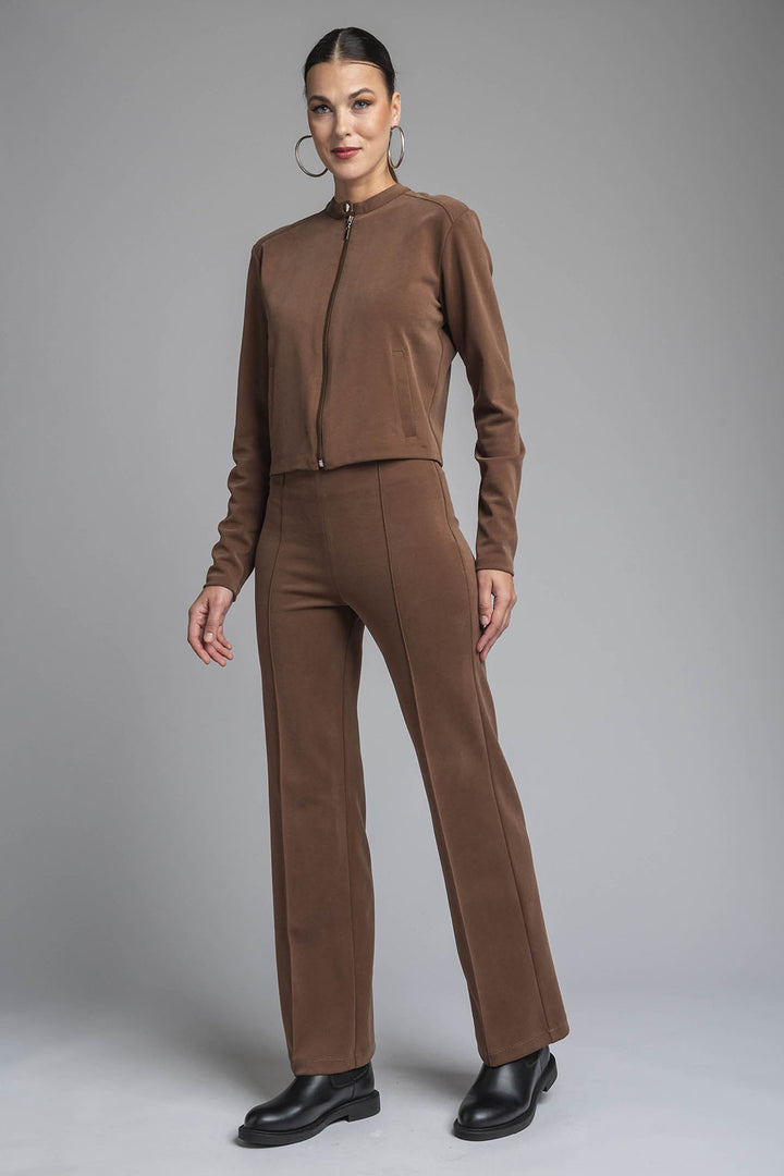 Conjunto De Pantalon Con Chamarra Corta