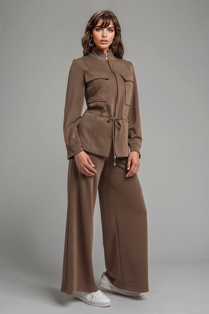 Conjunto De Pantalon Con Chamarra