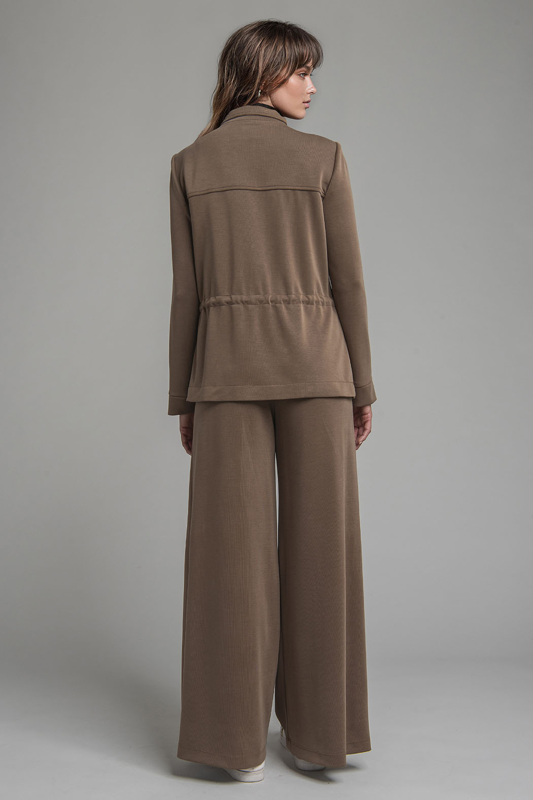Conjunto De Pantalon Con Chamarra