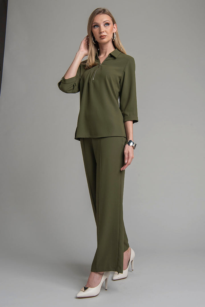Conjunto De Pantalon Con Blusa
