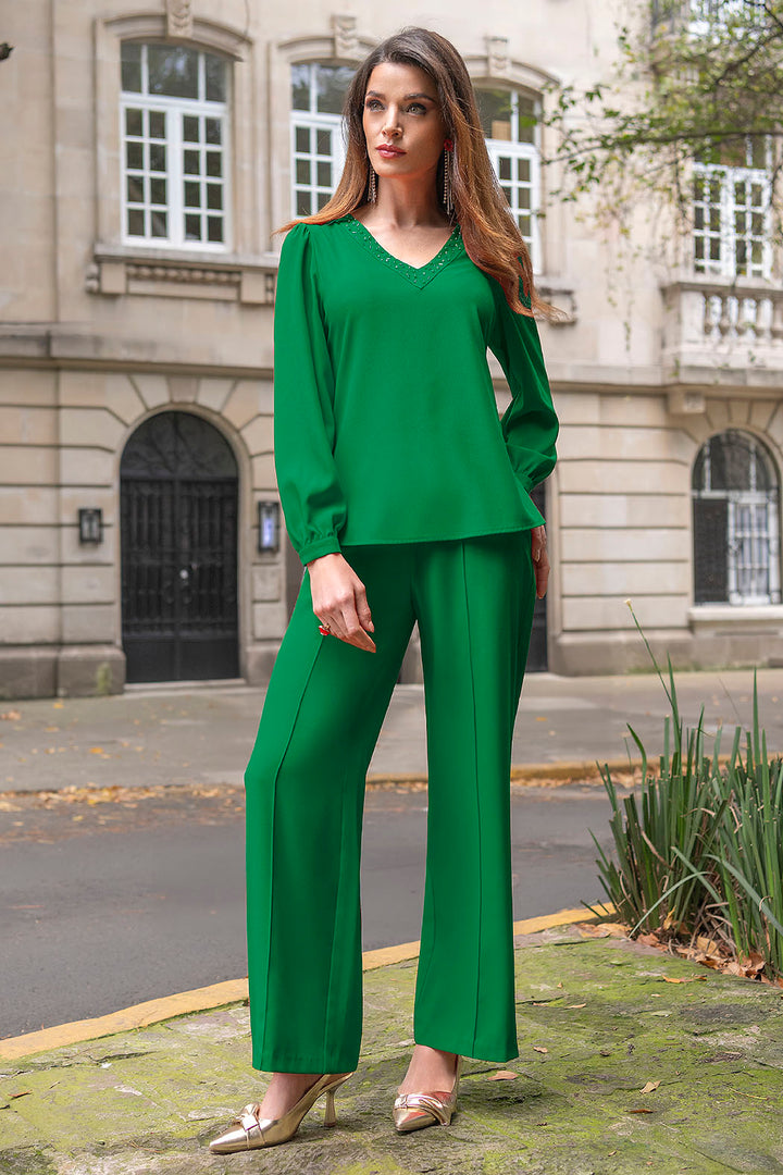 Conjunto De Pantalon Con Blusa