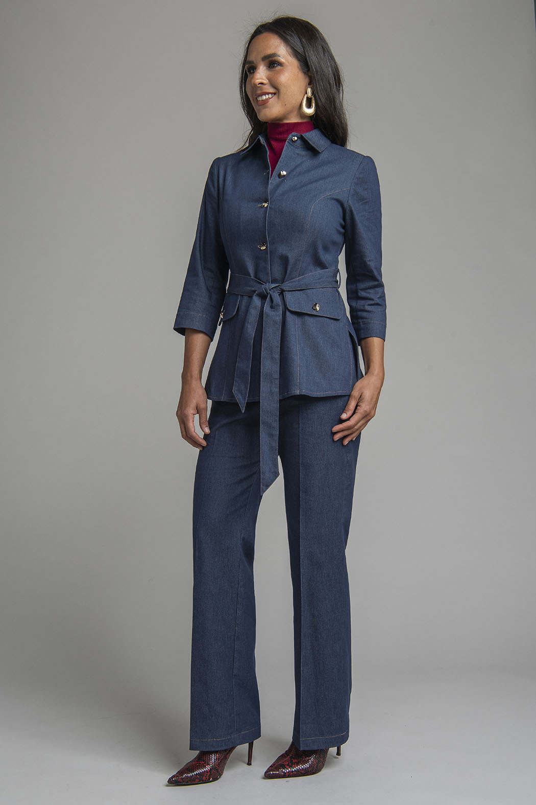 Conjunto De Pantalon Con Blusa Camisera