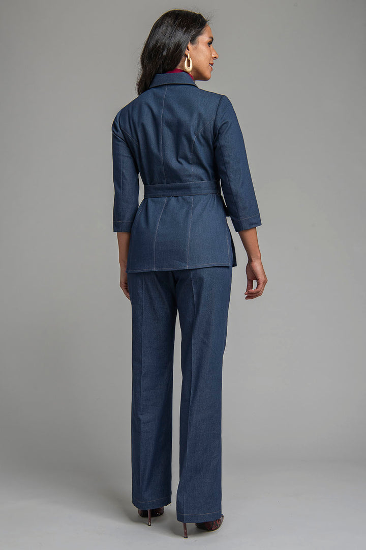 Conjunto De Pantalon Con Blusa Camisera