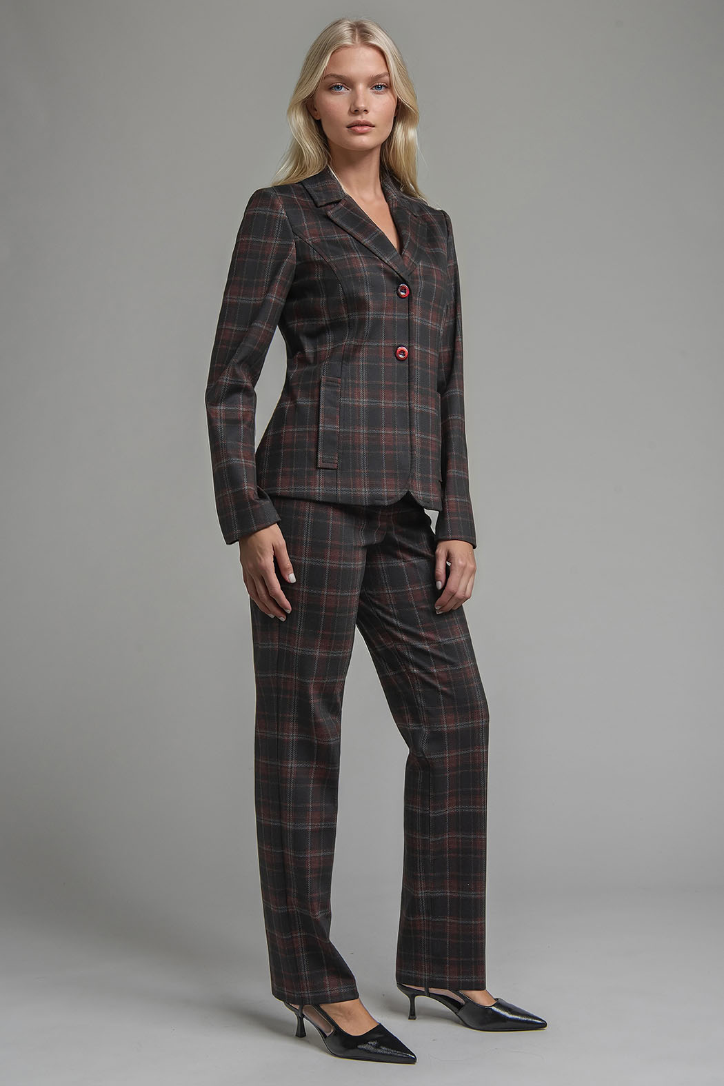 Conjunto De Pantalon Con Saco De Cuadros