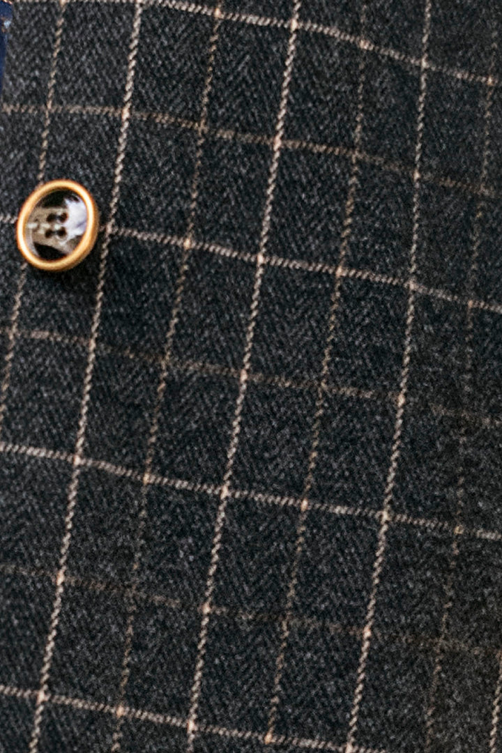 Abrigo De Cuadros Con Botones
