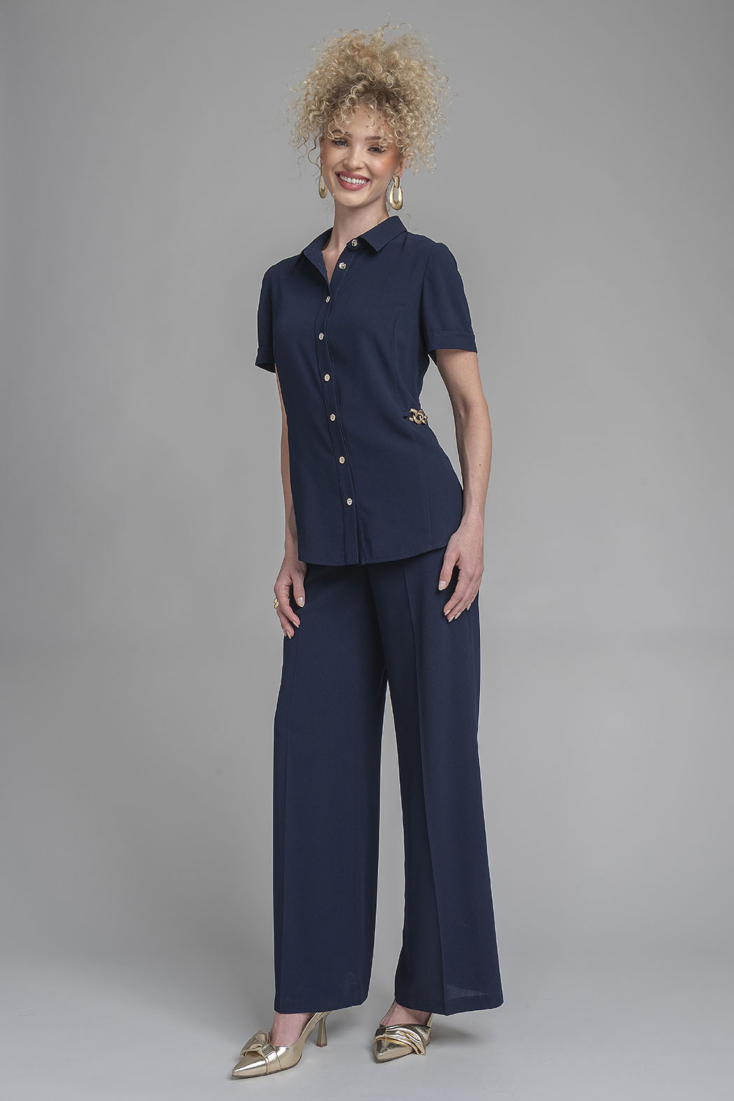 Conjunto De Pantalon Con Blusa