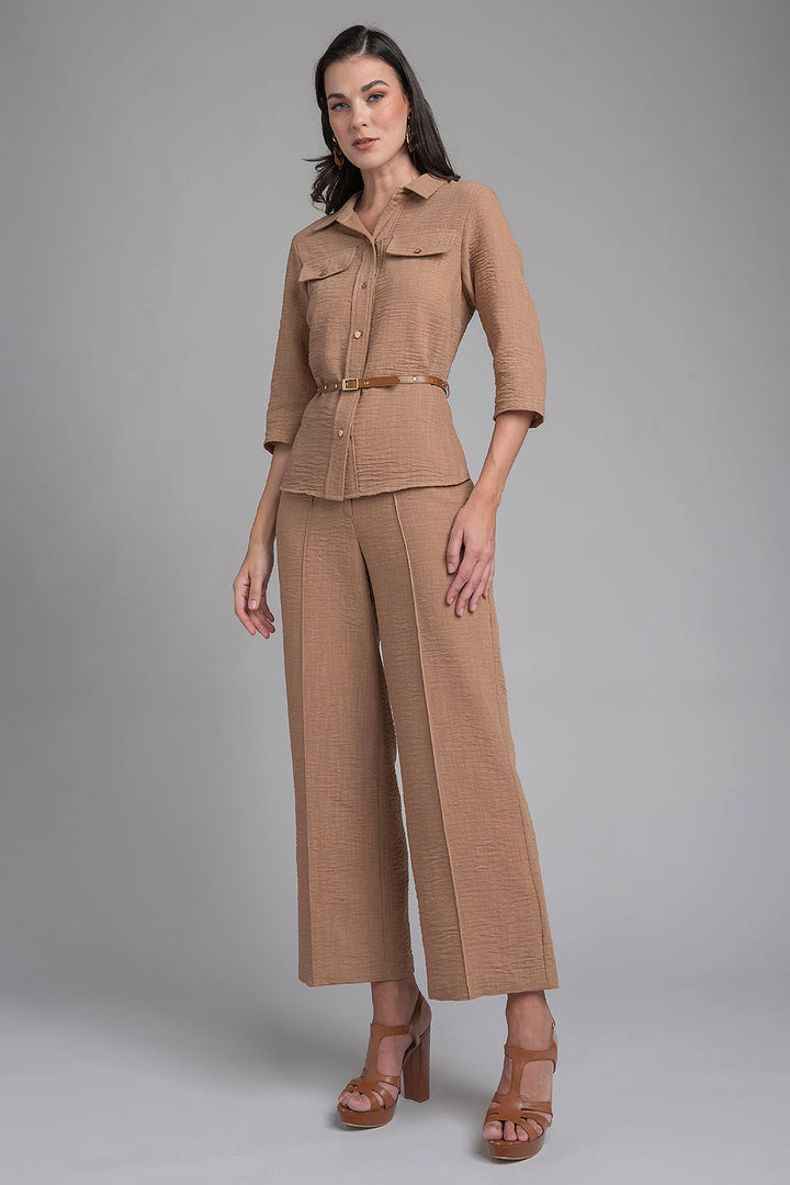 Conjunto De Pantalon Con Blusa Camisera