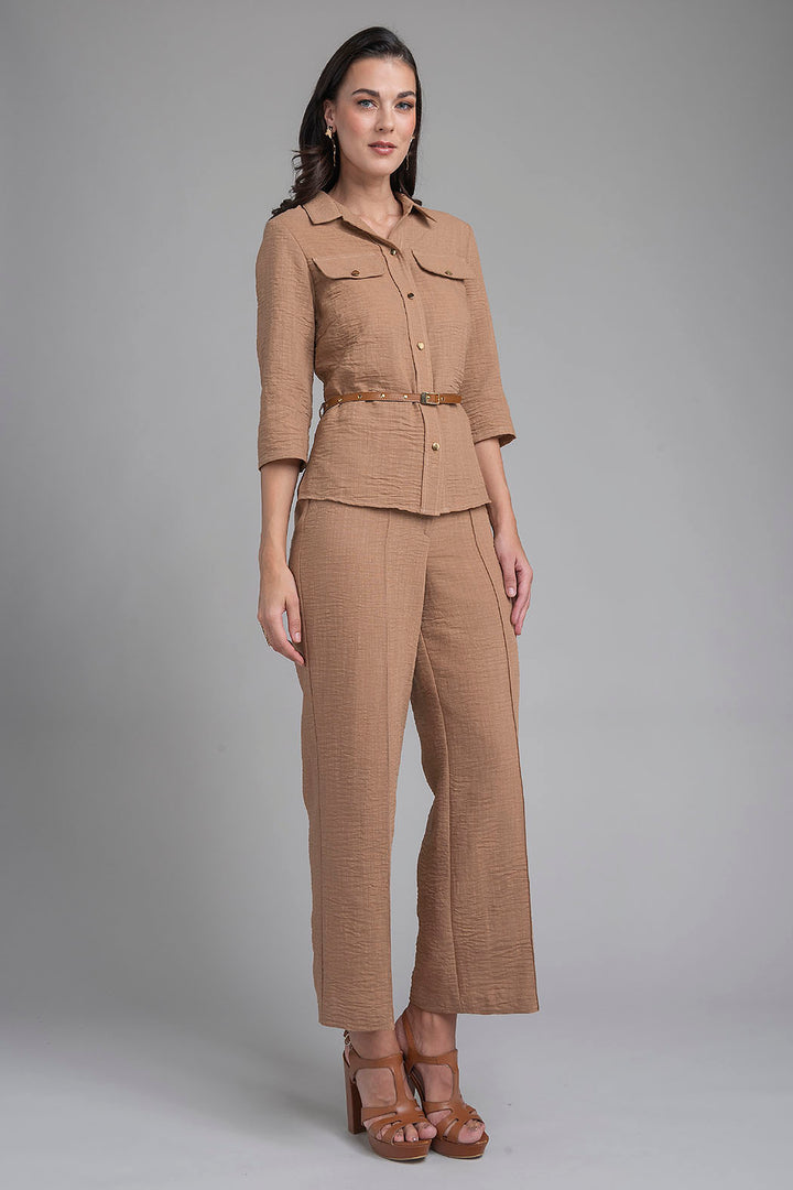 Conjunto De Pantalon Con Blusa Camisera