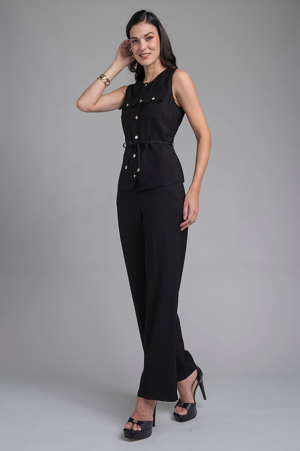 Conjunto De Pantalon Con Blusa Sin Mangas