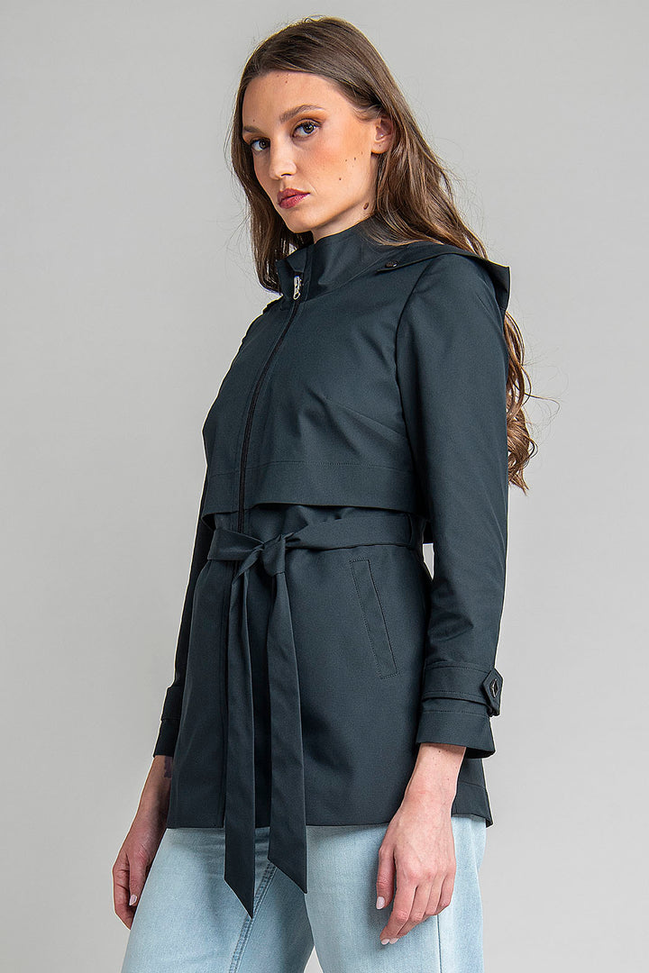 Gabardina Lisa Con Jareta En Cintura
