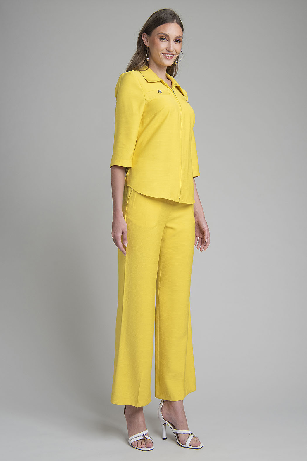 Conjunto Liso De Pantalon Con Blusa