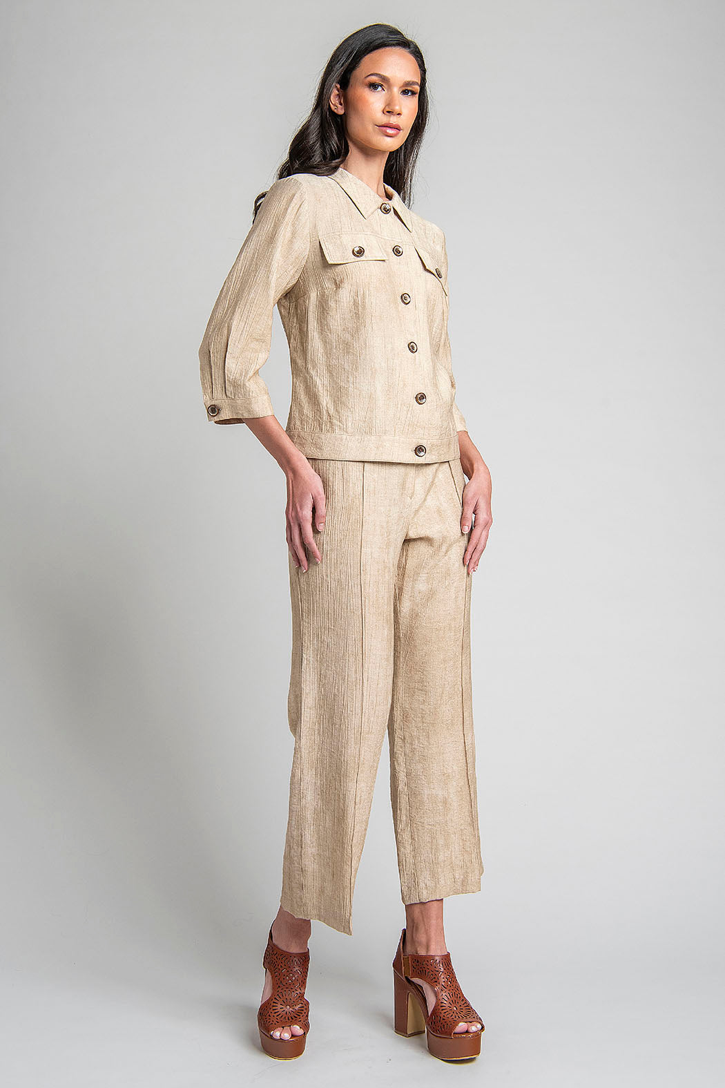Conjunto De Pantalon Con Blusa Y Botones Al Frente