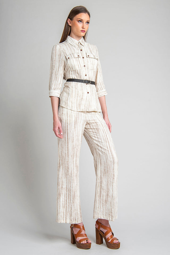 Conjunto De Pantalon Con Blusa Y Cinturon