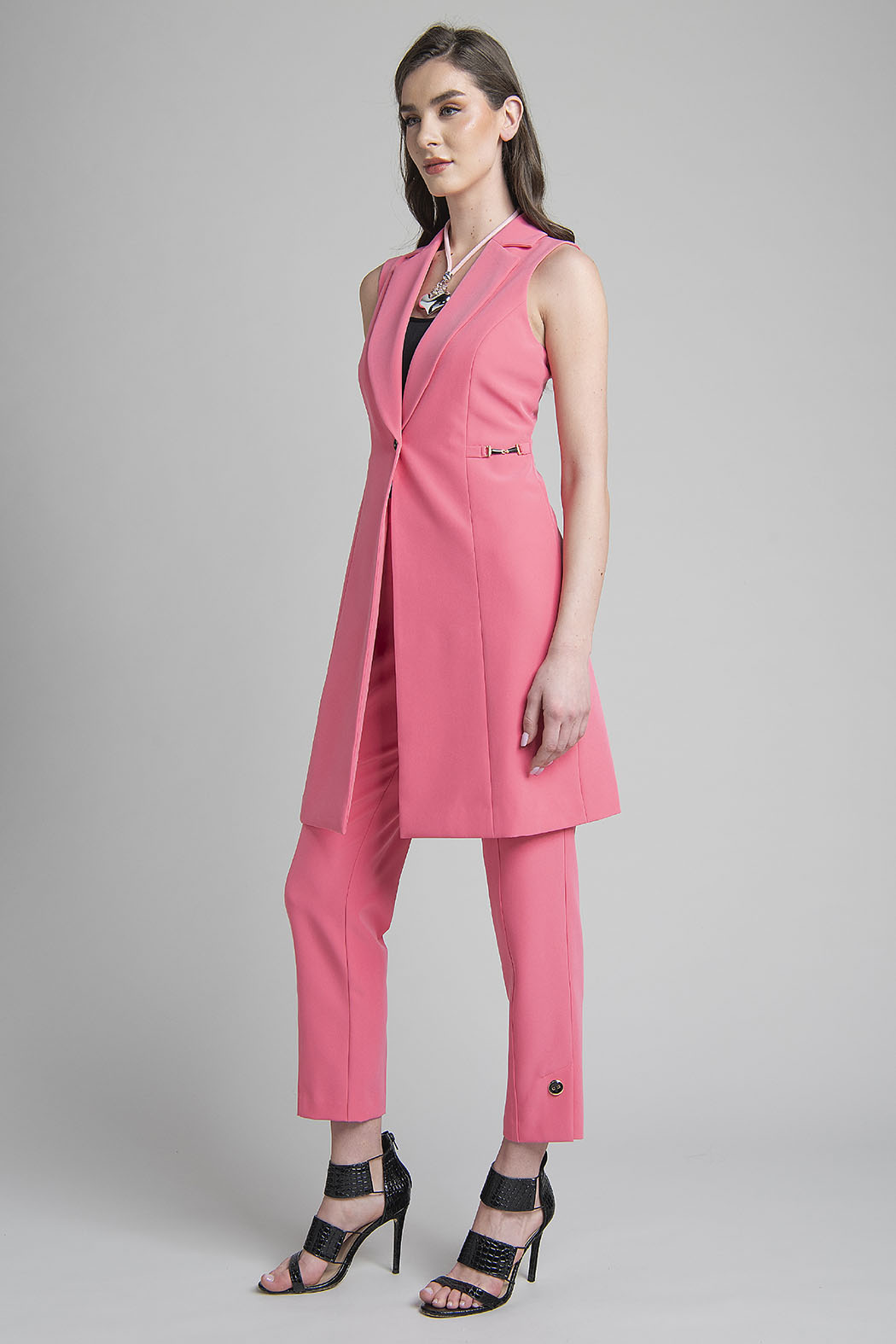 Conjunto De Pantalon Con Chaleco Largo