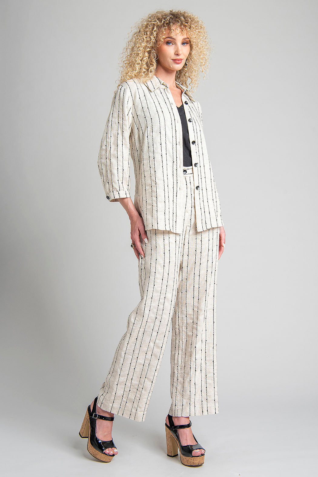 Conjunto De Pantalon Top Y Blusa De Rayas