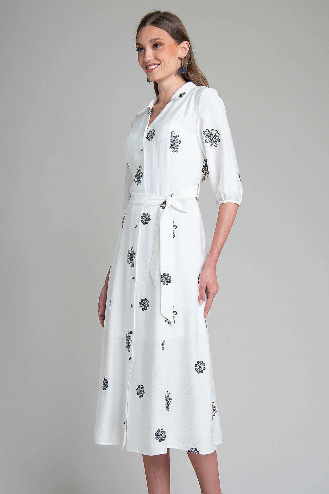 Maxi Vestido Con Estampado De Flores Bordadas