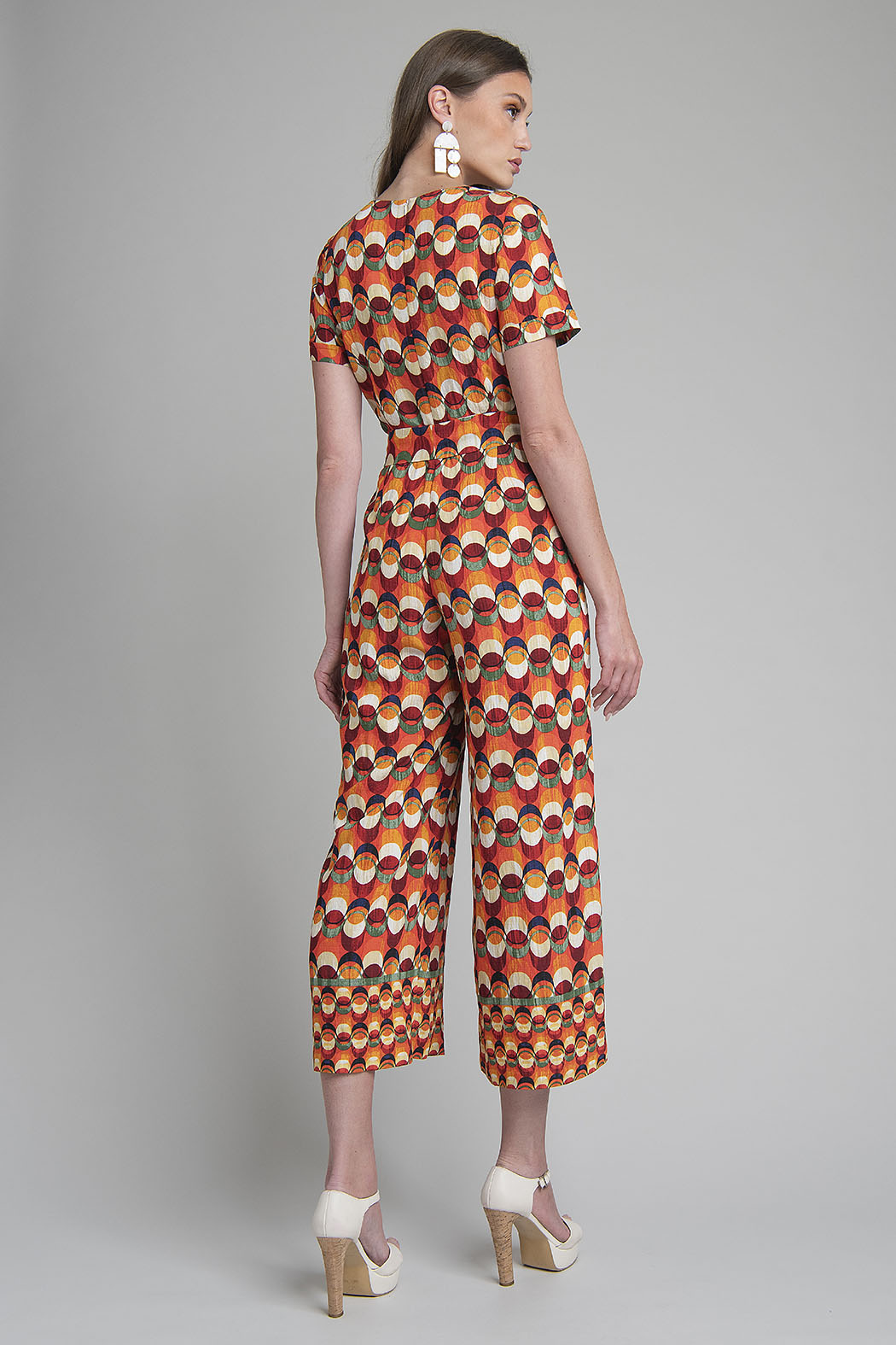 Jumpsuit De Pierna Ancha Con Estampado Geométrico