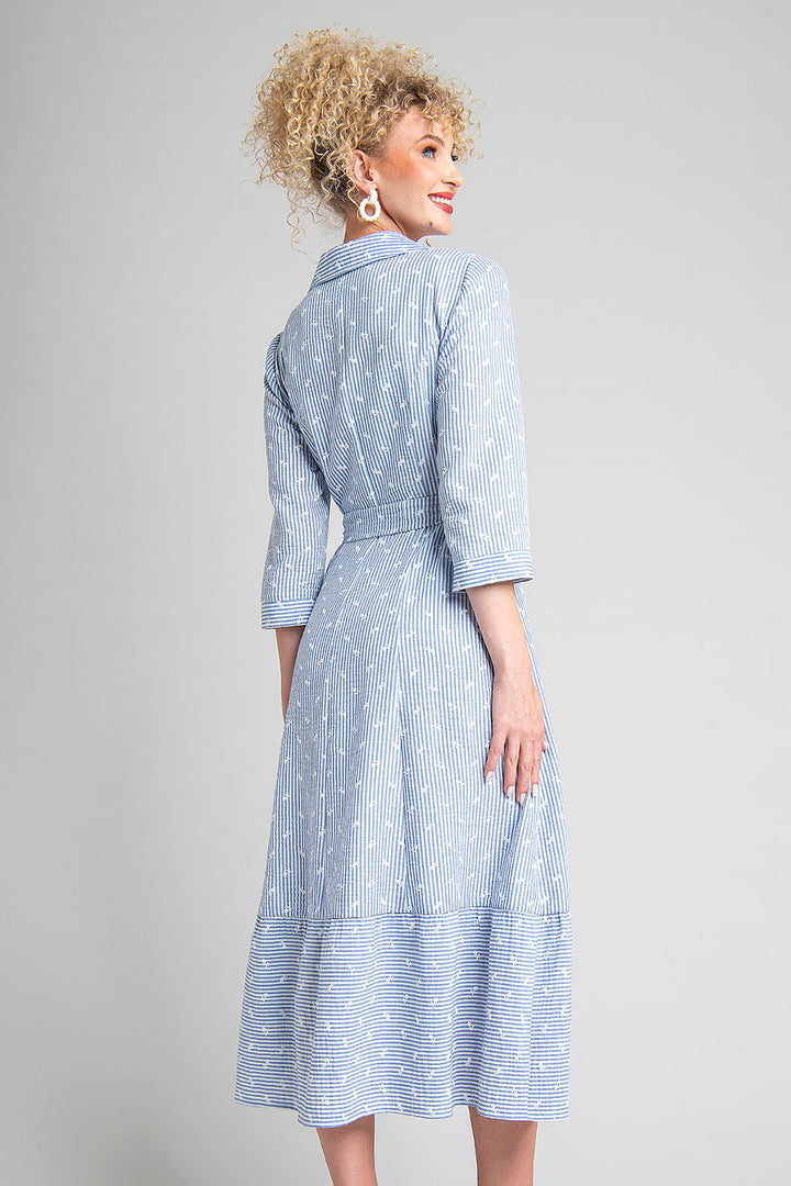 Vestido Camisero De Rayas Con Bordado Floral Y Cinturón