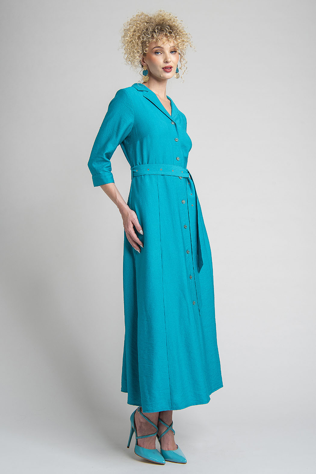 Maxi Vestido Camisero Con Abertura En Costados