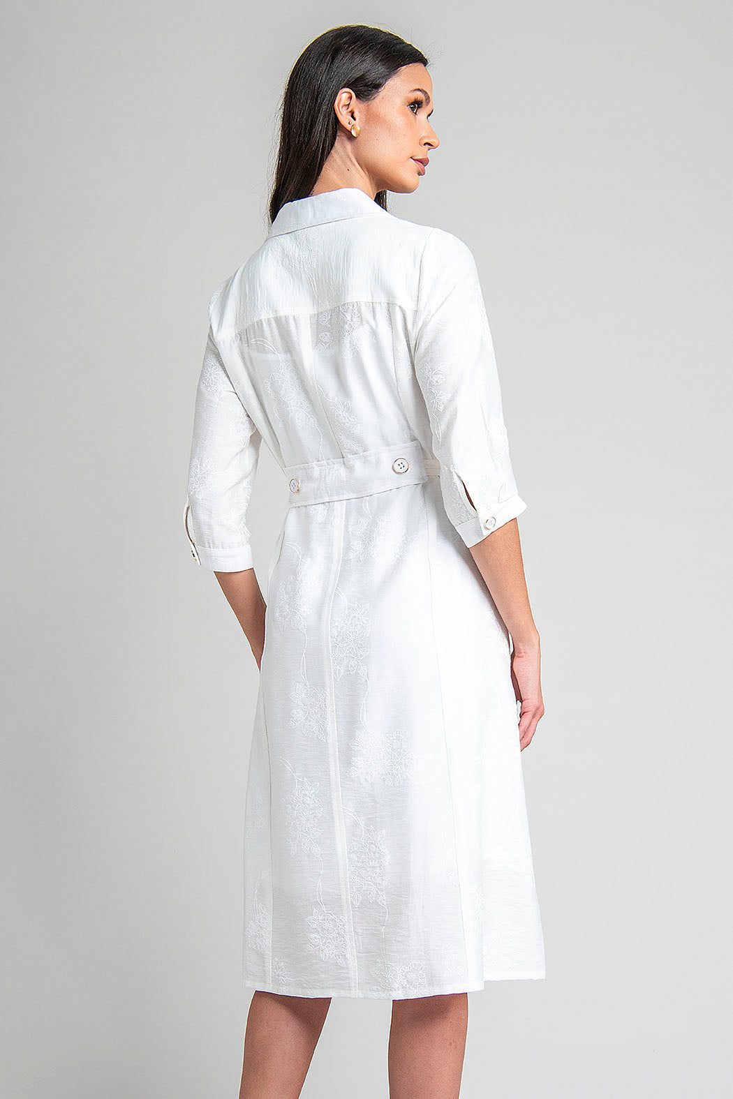 Vestido Camisero Con Bordado Sutil