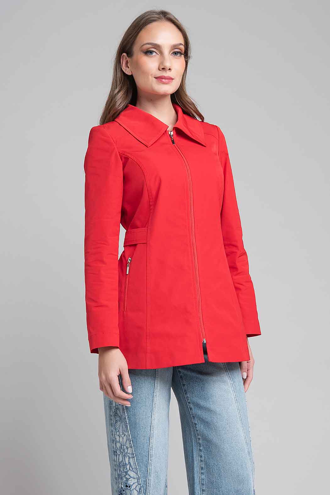Gabardina Con Cuello Sport Y Cierre Al Frente