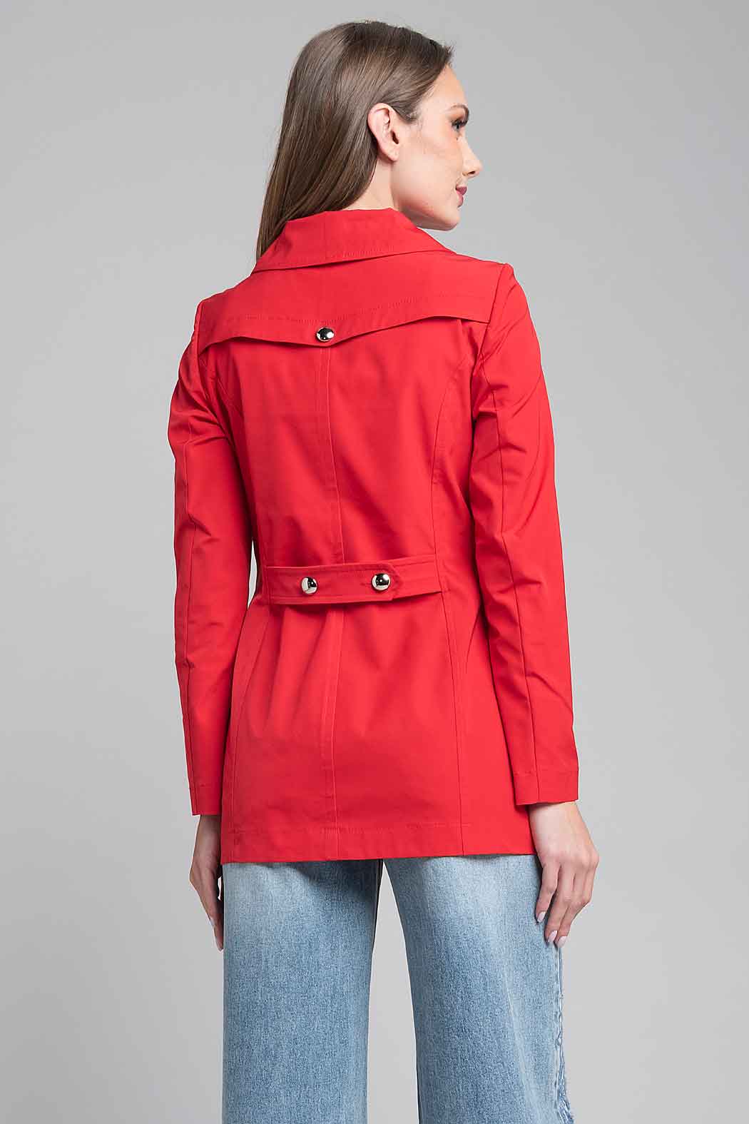 Gabardina Con Cuello Sport Y Cierre Al Frente