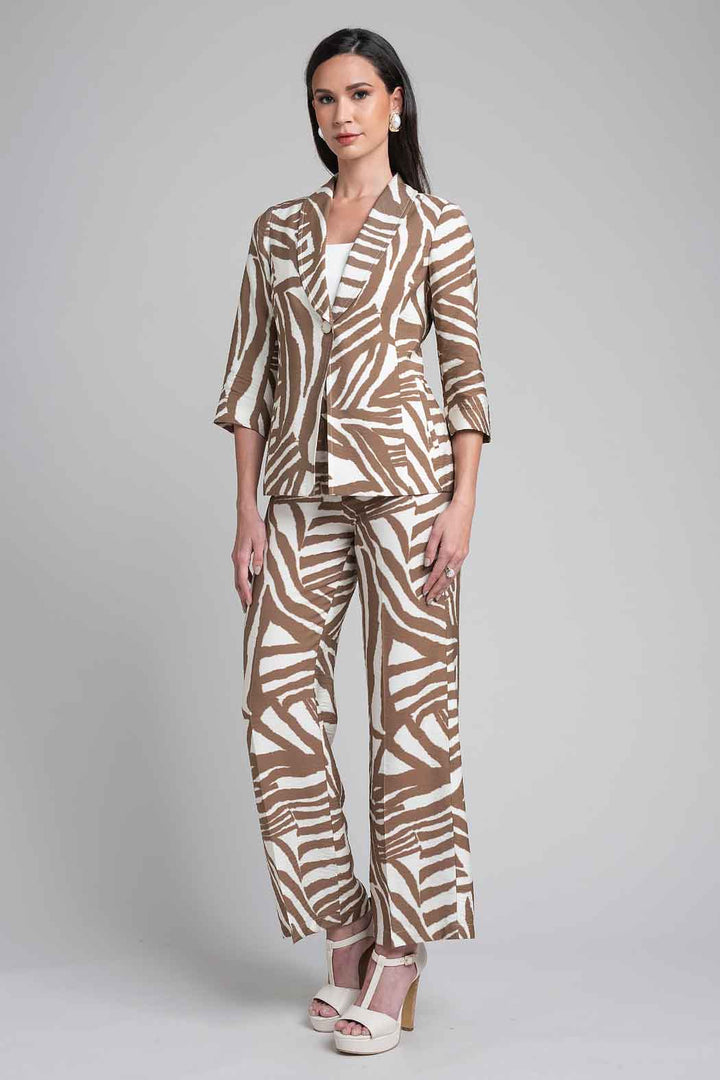 Conjunto De Pantalon Con Saco Estampado