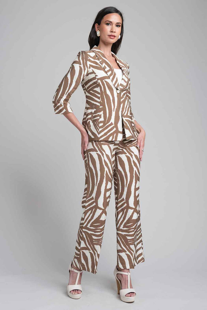 Conjunto De Pantalon Con Saco Estampado