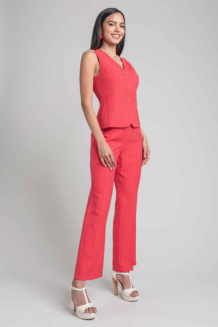 Conjunto De Pantalon Con Chaleco De Rayas